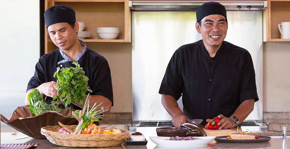 Avasara Residence at Panacea Retreat - Chef in action